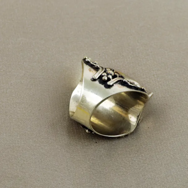 Tibetan Copal & Red Coral Handmade Ethnic Royal Ring - Size 8 — photo 3